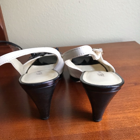 AK sling back pumps - Picture 4 of 4